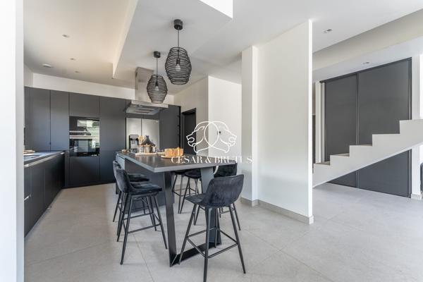 MAISON CONTEMPORAINE 2021