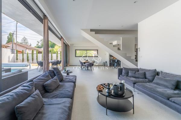 MAISON CONTEMPORAINE 2021