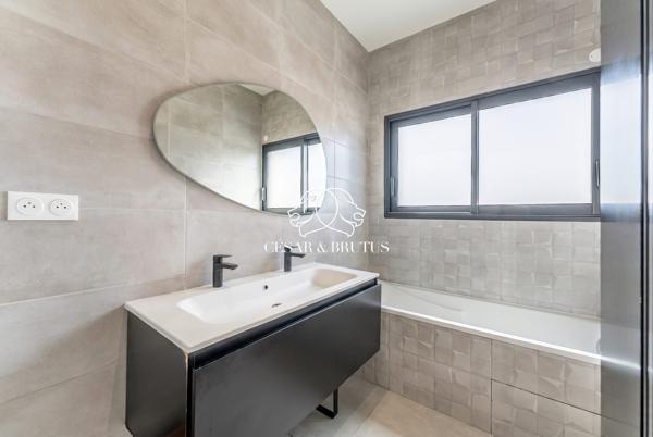 MAISON CONTEMPORAINE 2021