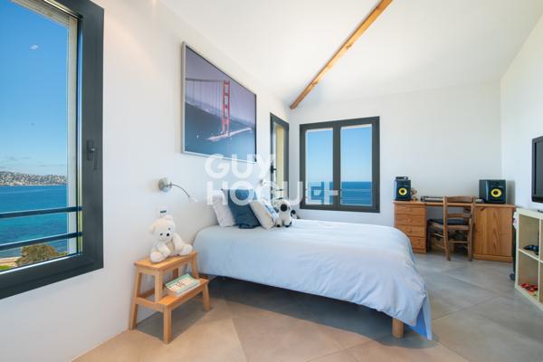 MAISON À VENDRE DE 8 PIÈCES DE 206,00 M²