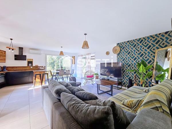 Maison de 2020. 90 m² sur parcelle de 425 m²
