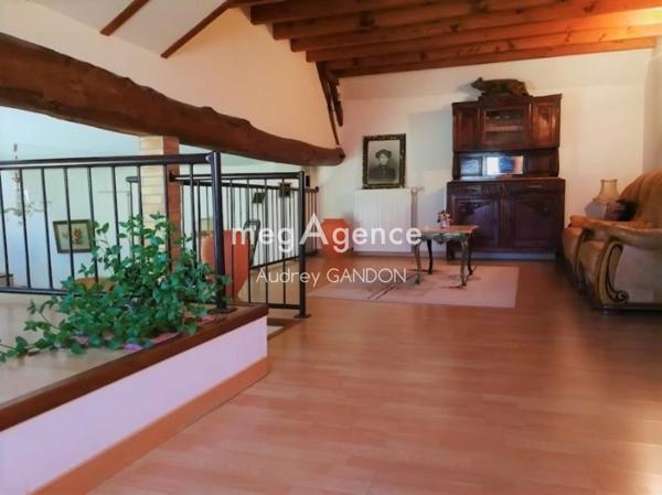 Maison à Évry, 89140 - 5 pièces 236m²