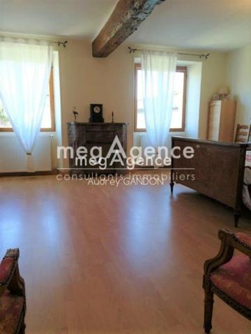 Maison à Évry, 89140 - 5 pièces 236m²