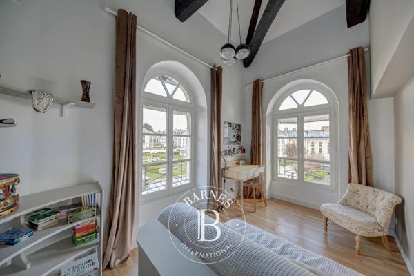 Versailles, Maison 5 Chambres -  174 m² à vendre