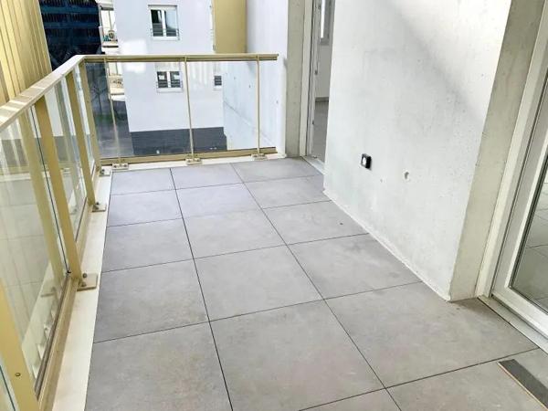 Appartement à louer 3 pièces 61.83m² Vaulx-en-Velin (69120)