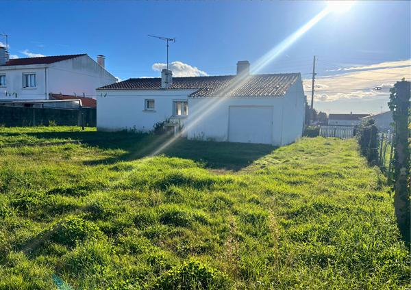 Maison à vendre à Beauvoir-sur-Mer - Secteur calme proche des commodités