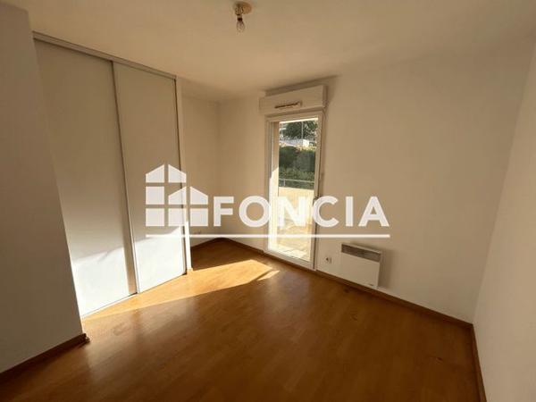 Location Appartement 2 pièces 49.8 m² - 13 PLACE PAUL VERLAINE Cholet 49300