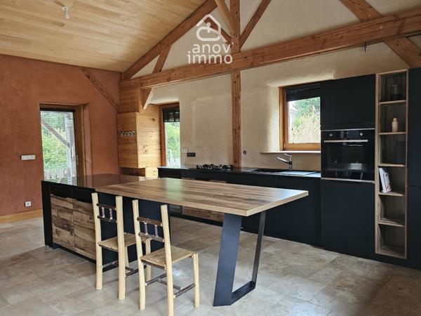 Maison
                                                                                                                                                                                                                                                                                                                        3 pièce(s)                                                                                                                                                                                                          2 chambre(s)                                                                                                                                                                                                          82  m²