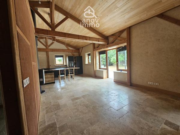Maison
                                                                                                                                                                                                                                                                                                                        3 pièce(s)                                                                                                                                                                                                          2 chambre(s)                                                                                                                                                                                                          82  m²