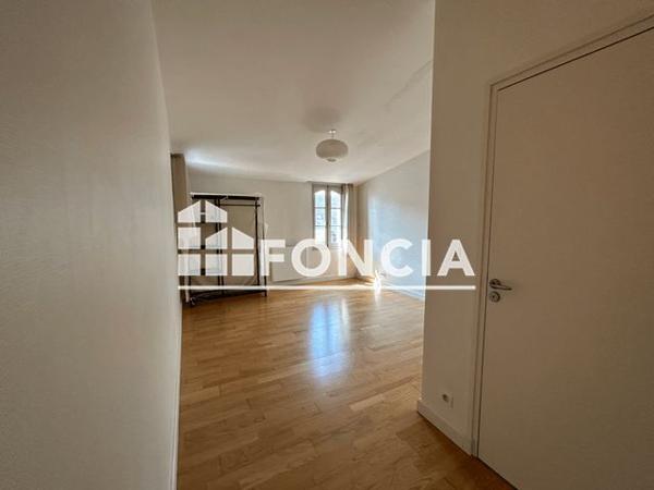 Location Studio 25.5 m² - 1 RUE D'ORLEANS Rennes 35000