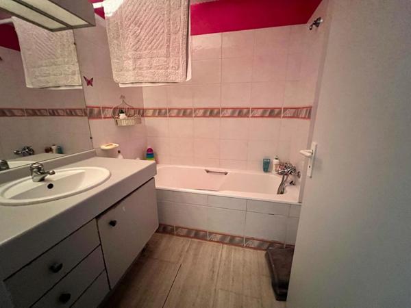 Appartement proche plage et golf dans une résidence avec piscine