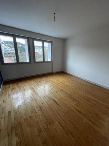 APPARTEMENT T4 / 9 rue des Moulins 43000 Le Puy en Velay