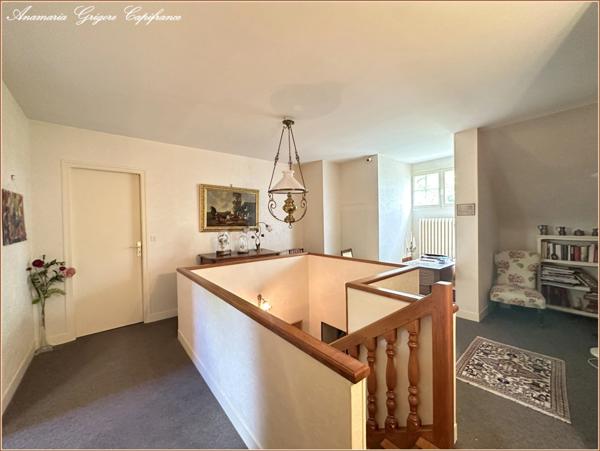 Courville-sur-Eure Maison familiale de 155 m², terrain arboré de 8317 m². Cadre exceptionnel et fort potentiel !