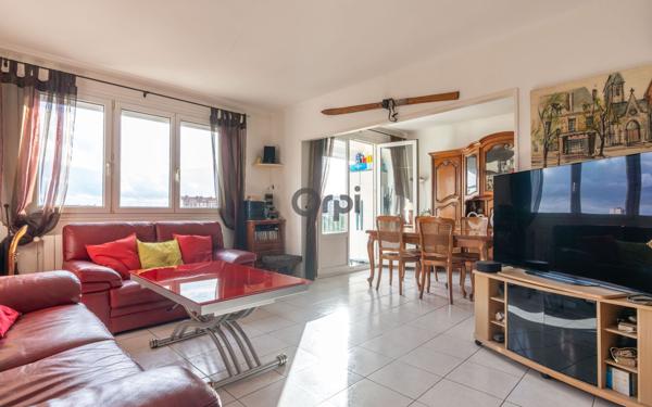 Appartement à vendre    4 pièces • 70,85 m2 Champigny-sur-Marne