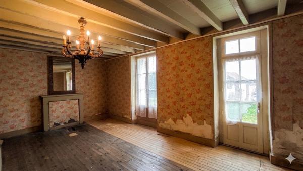 Maison 4 pièces à vendre Naintré - 86530 / Réf: 11901