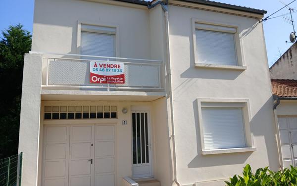 Maison à vendre    4 pièces •  Rochefort