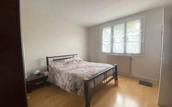 Maison à vendre    4 pièces •  Rochefort