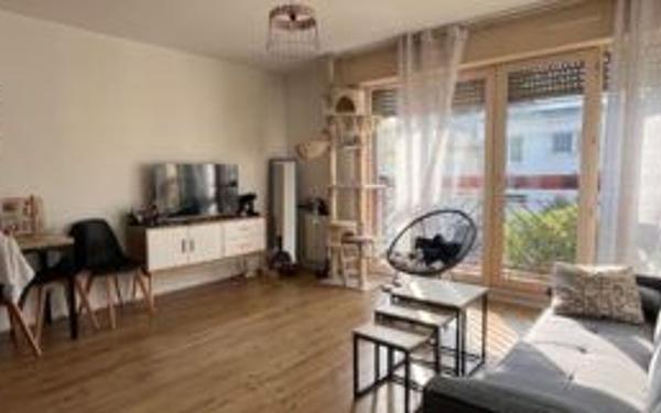 Appartement à vendre    1 pièce • 35,23 m2 Talence