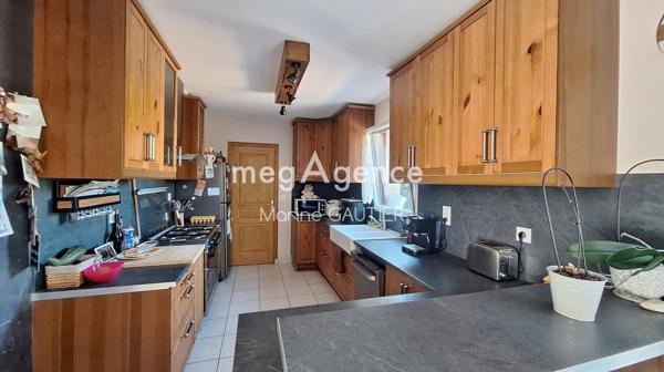 Maison à SAINT-MELOIR-DES-ONDES, 35350 - 6 pièces 133m²