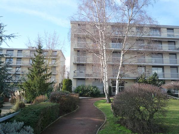 Appartement ERMONT- 2 pièces - 52.22 m2