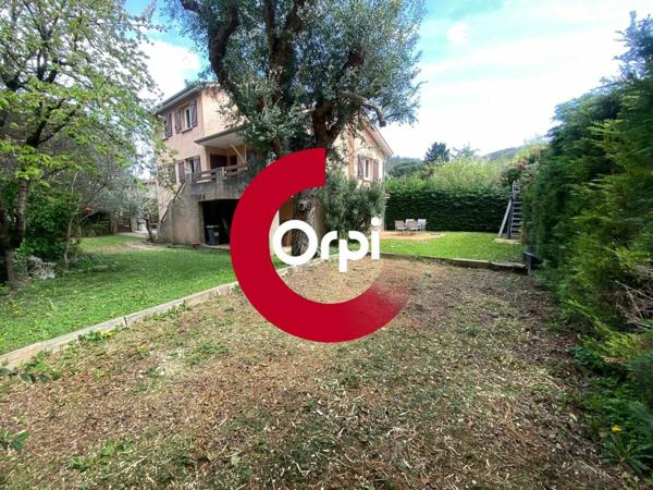 Maison à vendre    7 pièces • 158 m2 Vienne