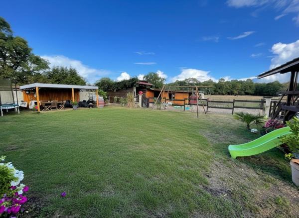 Maison à vendre avec presque 12 000m2 de terrain