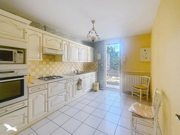 Maison à vendre 328 000 € Bordeaux 3 p 65 m² DPE D