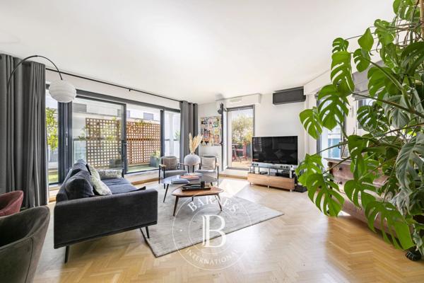 Paris 15ème, Appartement 3 Chambres -  137 m² à vendre