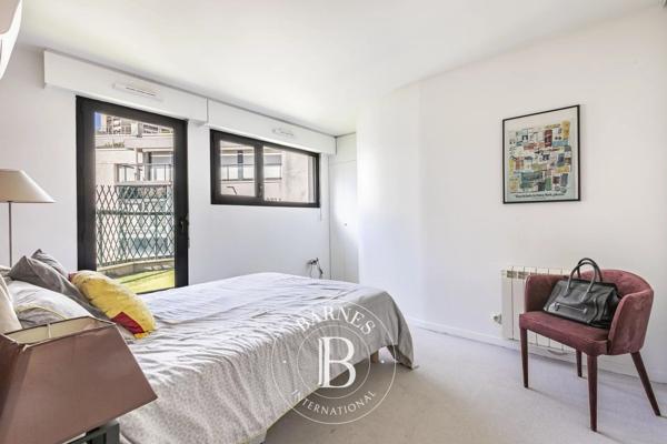 Paris 15ème, Appartement 3 Chambres -  137 m² à vendre