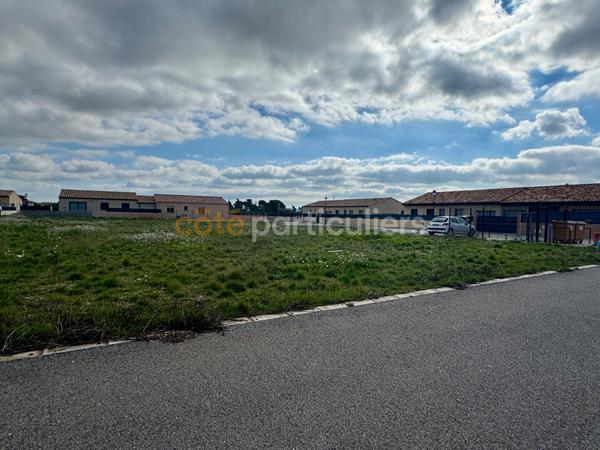 Vente Terrain599 m² - ROUBIA (11200)