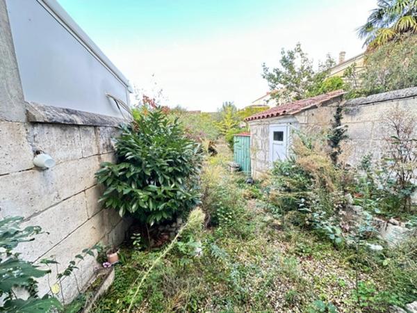 🏡 ANGOULÊME – LA BUSSATTE / VICTOR HUGO | MAISON DE VILLE AVEC JARDIN 🌿Maison à vendre 7 pièces  (16)