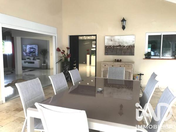 Maison (prestige) à vendre 10 pièces 262 m² Les Abymes