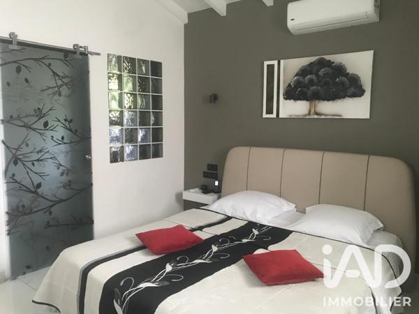 Maison (prestige) à vendre 10 pièces 262 m² Les Abymes