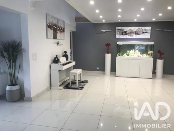 Maison (prestige) à vendre 10 pièces 262 m² Les Abymes