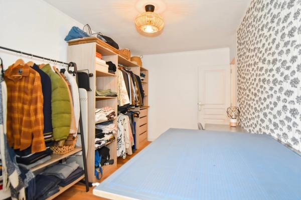 Appartement à vendre 76m² – 3 chambres – cave 46 m² – Quartier Thermes – ROCHEFORT (17)