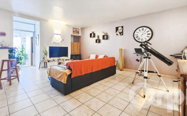 Appartement à vendre    2 pièces •  Pierrelatte