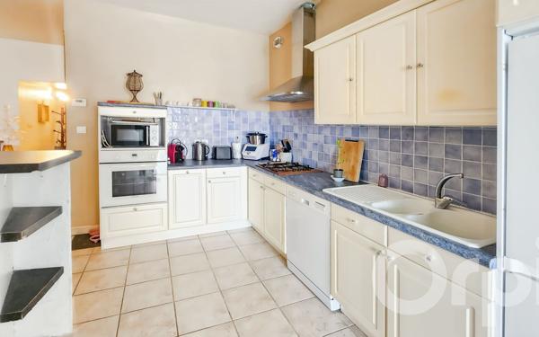 Appartement à vendre    2 pièces •  Pierrelatte