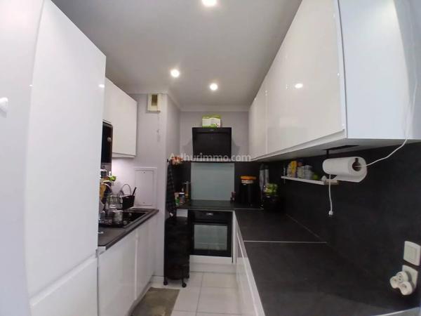 Vente                                                      Appartement
                        
                     4 pièces                      73 m2                     à Limeil-Brévannes