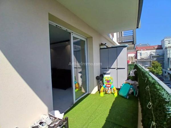 Vente                                                      Appartement
                        
                     4 pièces                      73 m2                     à Limeil-Brévannes