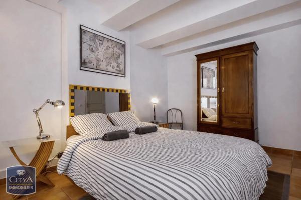 Appartement à louer 3 pièces 101m²