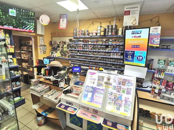 Tabac à vendre 50 m² Félines