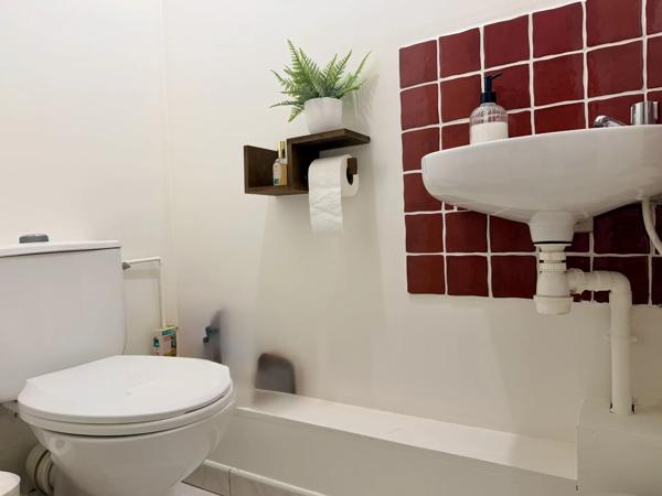 Acheter un bel appartement T2 de 54m2 à Bordeaux Caudéran au rez de chaussée avec jardin privatif, 1 chambre dans une résidence sécurisée "Les Terrasses du Golf"avec gardien et piscine