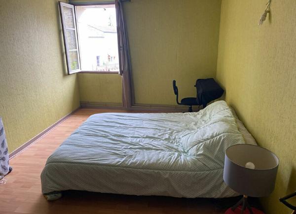 Maison à vendre    8 pièces •  Saint-Agnant