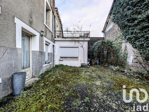 Maison de ville 7 pièces de 184 m² à Martigné-Ferchaud (35640)