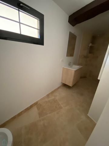 Maison rénovée et écononome avec jardin