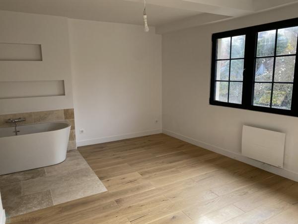 Maison rénovée et écononome avec jardin