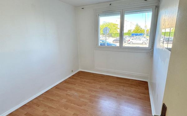 Appartement à vendre    3 pièces • 56 m2 Bron