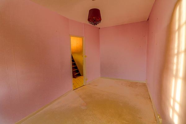 Maison 3 chambres potentiel 4 chambres, garage, commerces, écoles, calme, 10 minutes de Nevers 2 heures de Paris