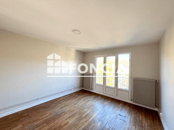 Location Appartement 3 pièces 54.85 m² - 22 AVENUE DOCTEUR VALOIS Voiron 38500