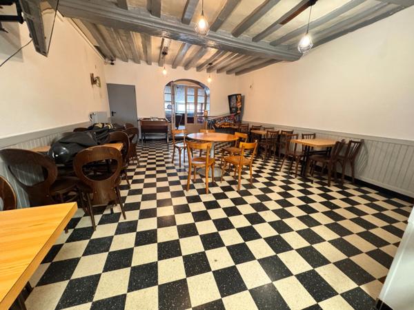 À VENDRE – Fonds de commerce Bar – Tabac – Jeux – Malicorne-sur-Sarthe (axe passant)